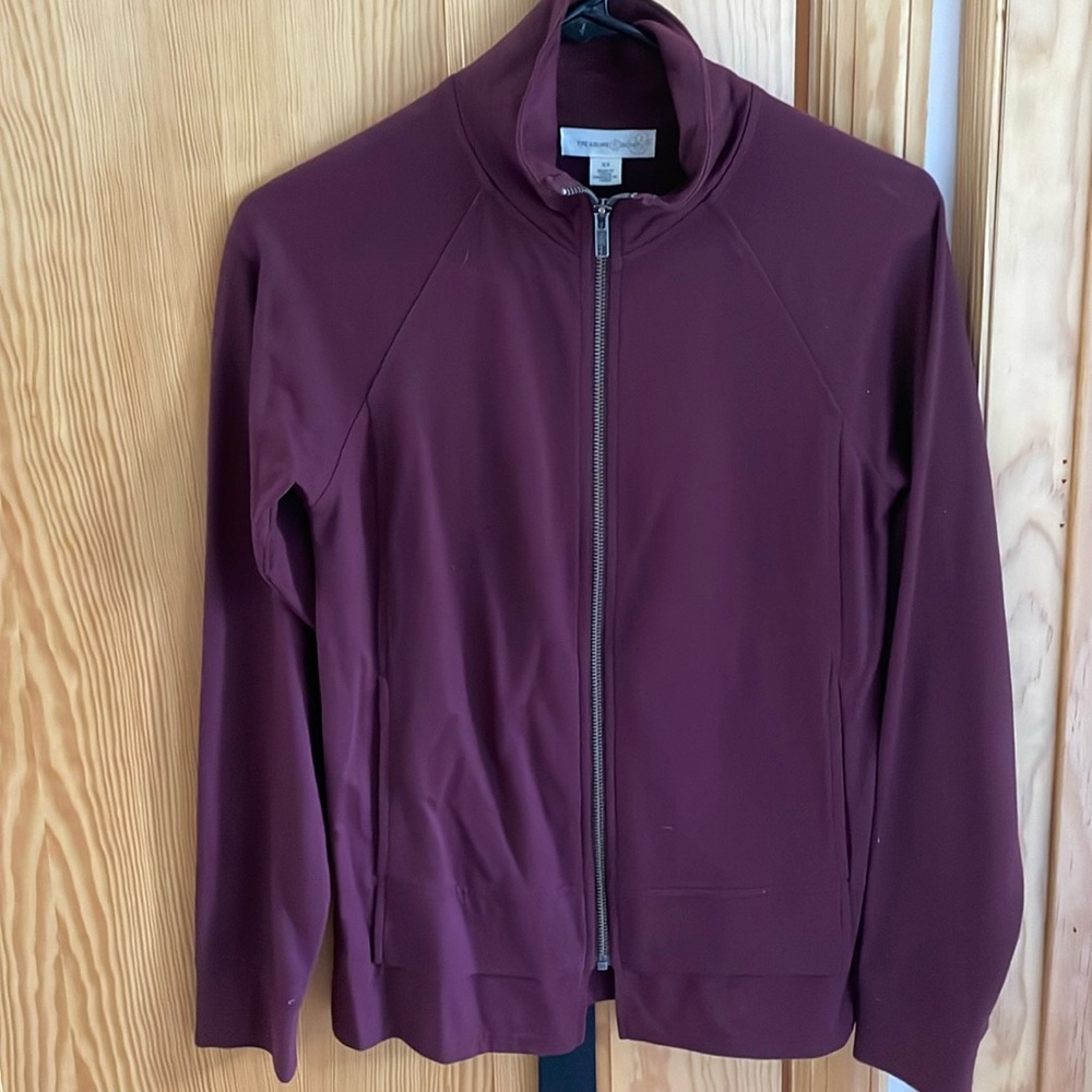 Treasure & Bond light weight zip up. new without tags. never worn. Size xsmall